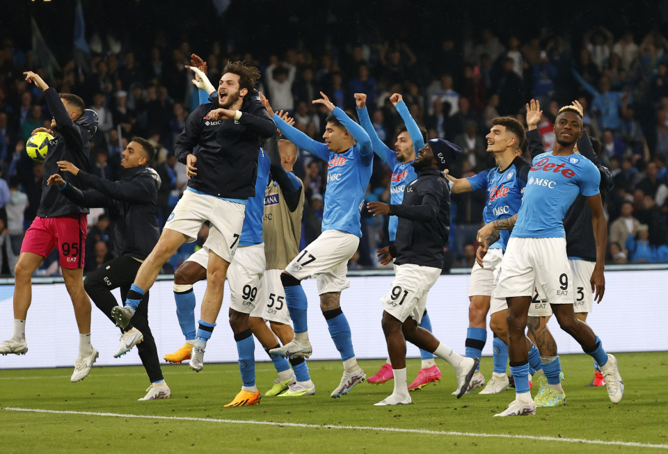 3场平局送3分，曼联变身“保级判官”，是慷慨还是无奈？