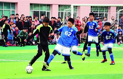 3分钟天堂到地狱！富勒姆2-2绝平利物浦，斯洛特赛后绝杀被痛批