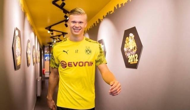 勇士队依然关注安东尼·戴维斯交易，但交易进展尚未明朗