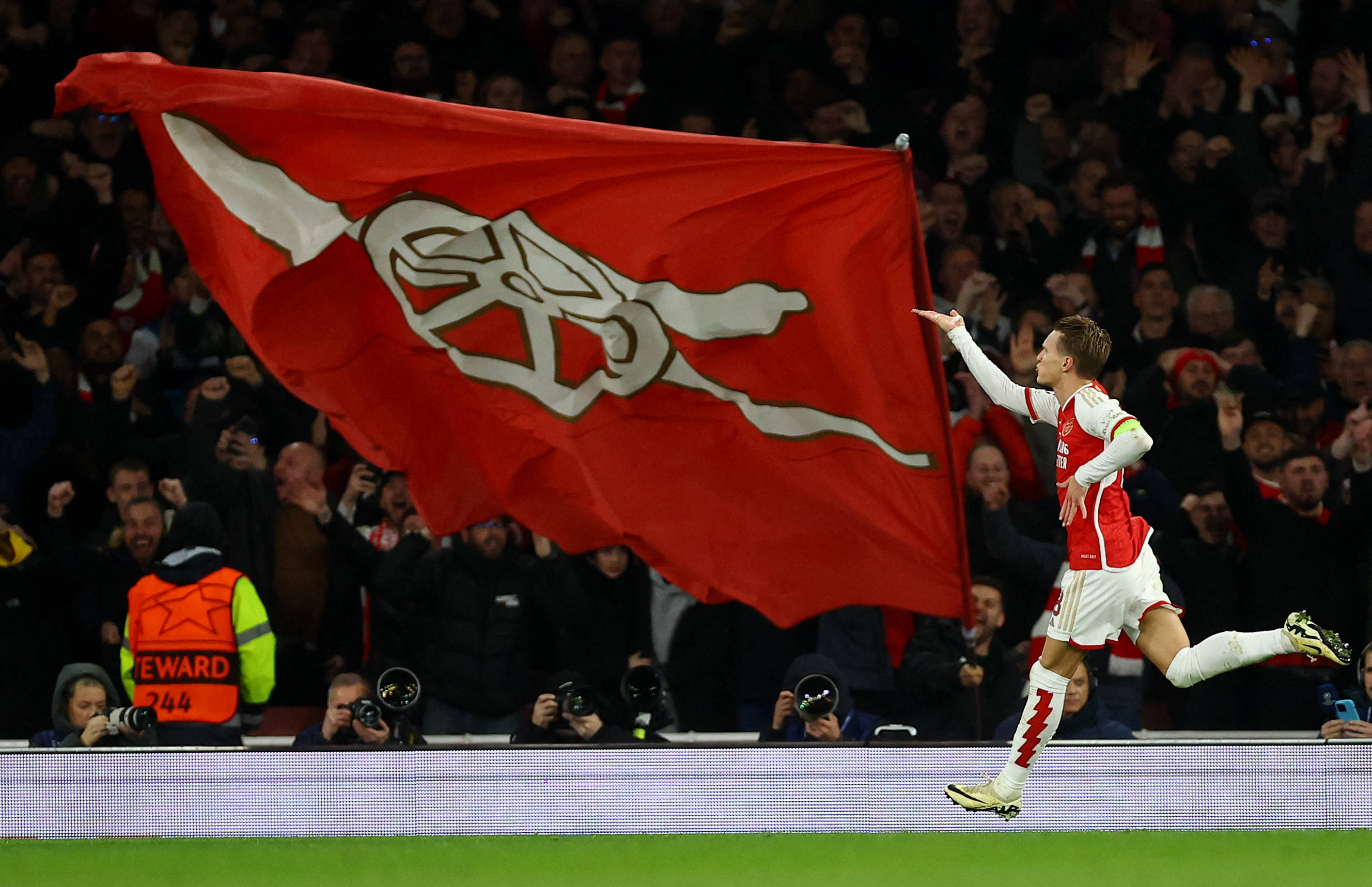 Doinb：LPL和LCK合并，分东西部对战！zhuo回家了，有人又菜又叫