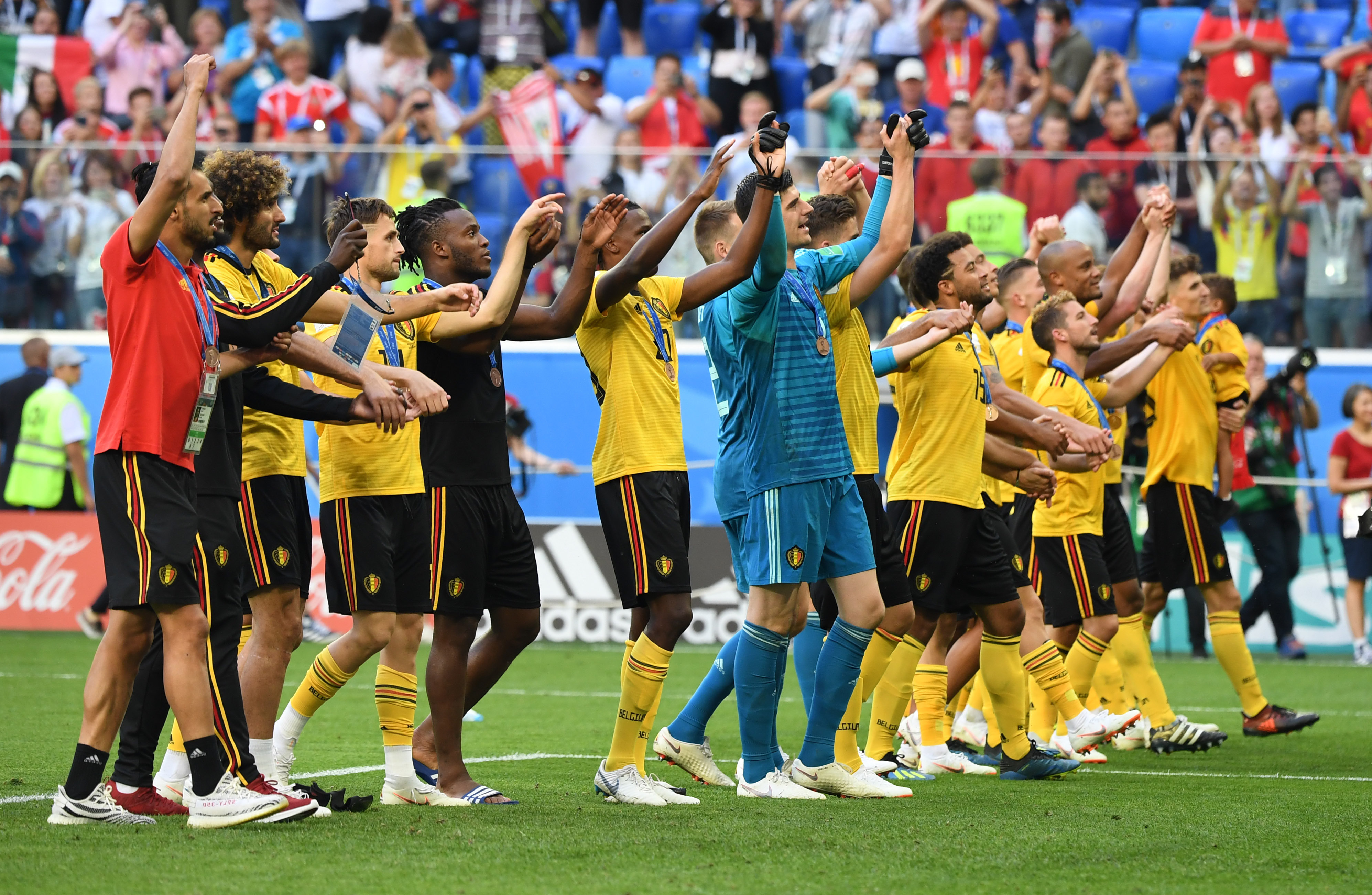 英国国防部启动国际国防电竞赛事，用游戏为现代战争“精准征兵”引争议