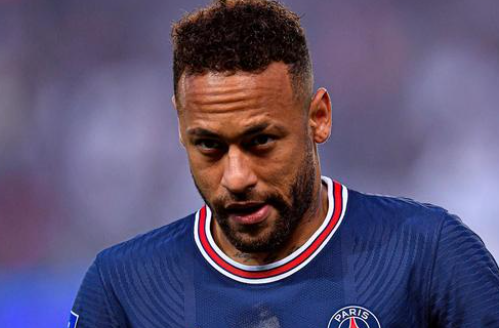 18分钟争议红点!米兰主帅怒了：切尔西不用裁判帮忙